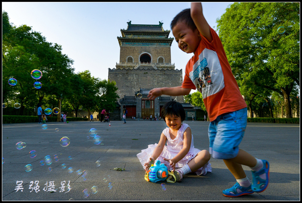 昔日，北京钟楼广场。